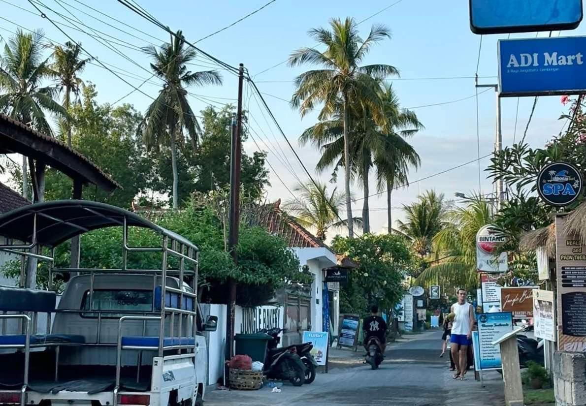 The Captains Villa Lembongan Exterior photo