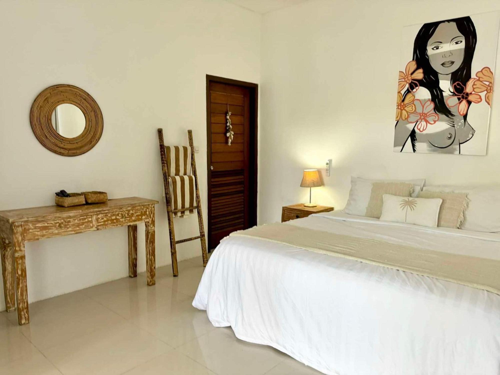 The Captains Villa Lembongan Exterior photo