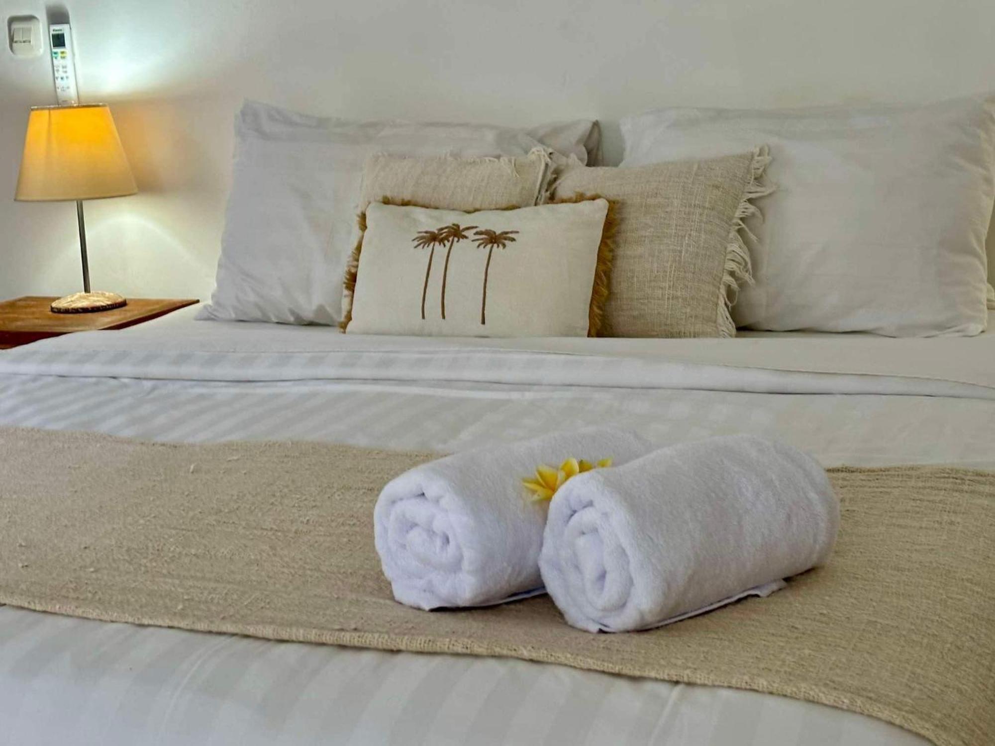 The Captains Villa Lembongan Exterior photo